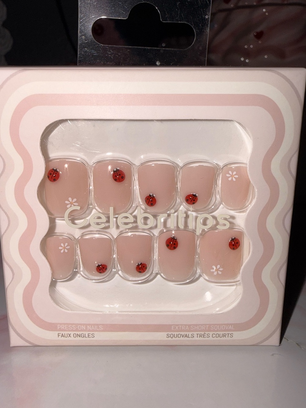 Celebritips “My Little Guest” Ladybug Press-On Nails